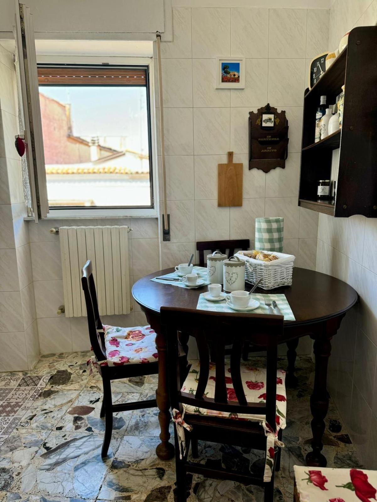 モンテ・サンタンジェロEly Houseアパートメント エクステリア 写真